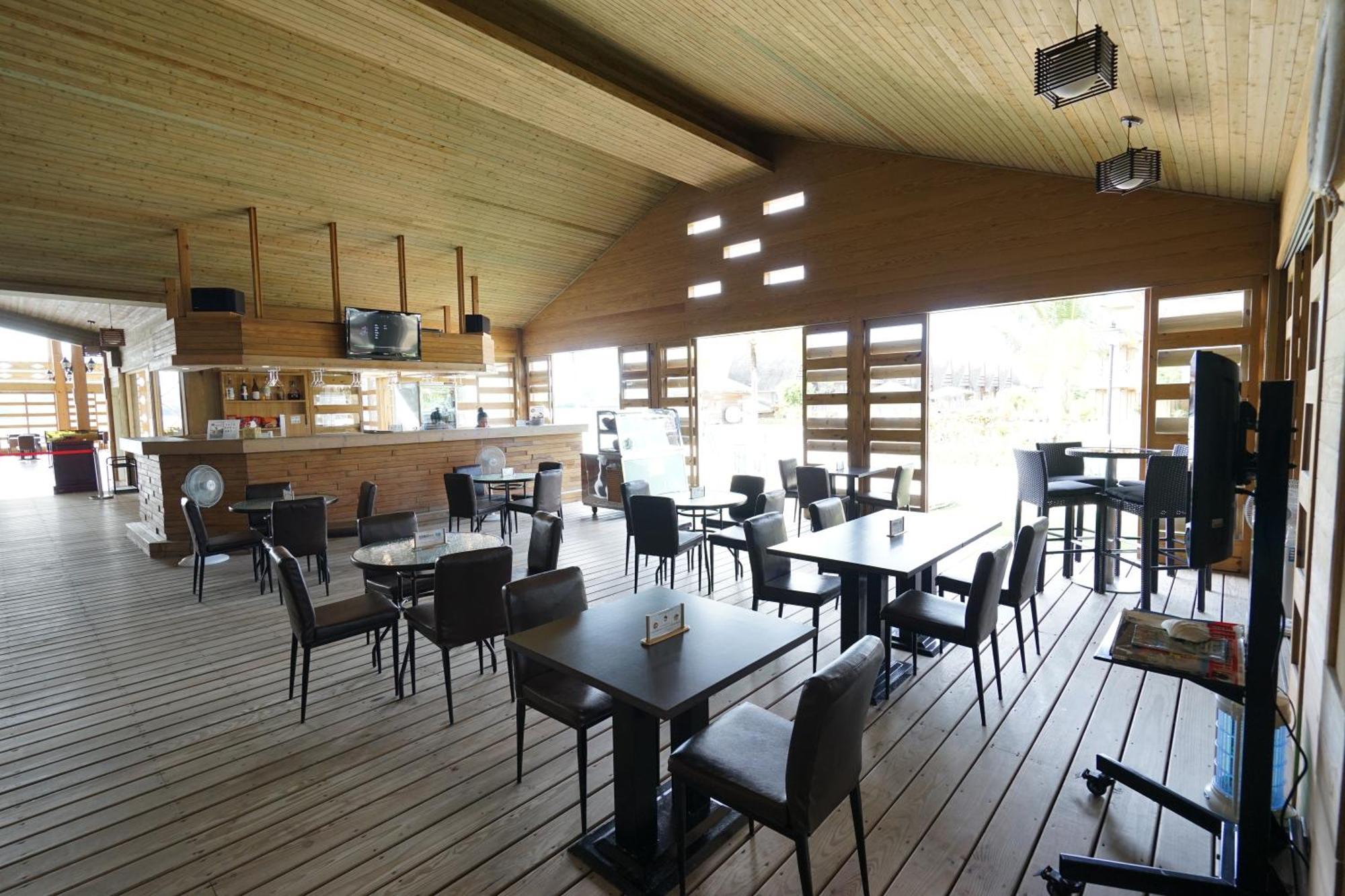 קורור Island Paradise Resort Club מראה חיצוני תמונה
